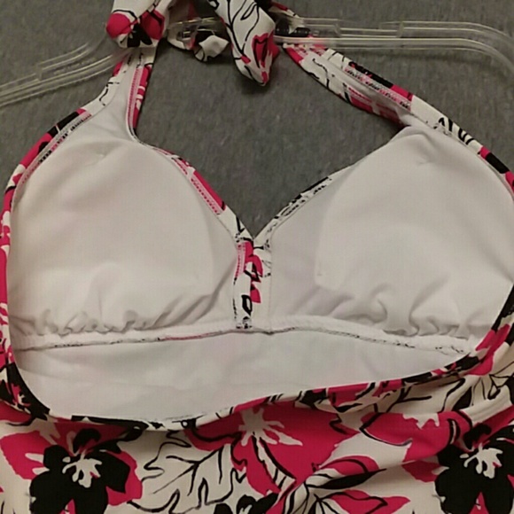 Catalina Halter Twist Tankini Top Medium 8-10 - Picture 4 of 8